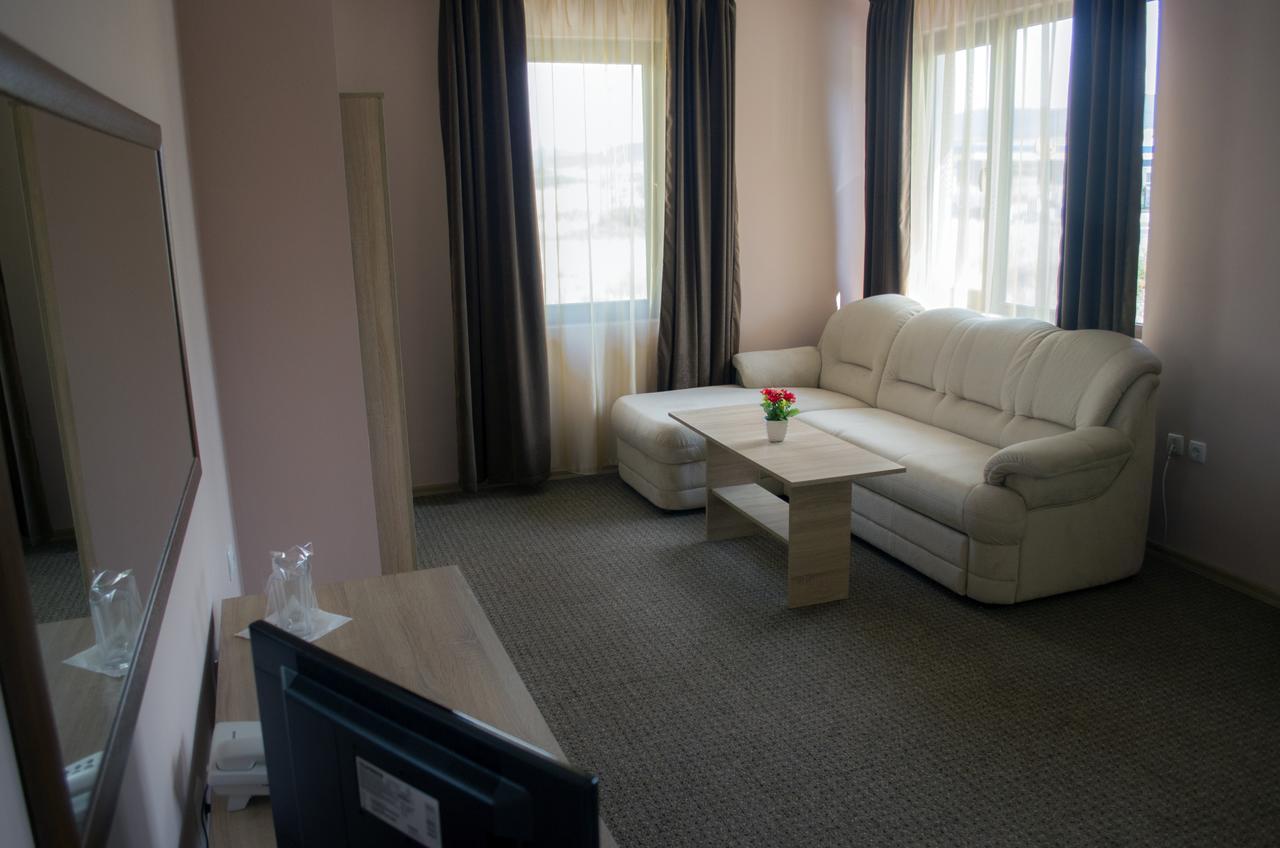 Maribel Spa Hotel Koprilova Esterno foto